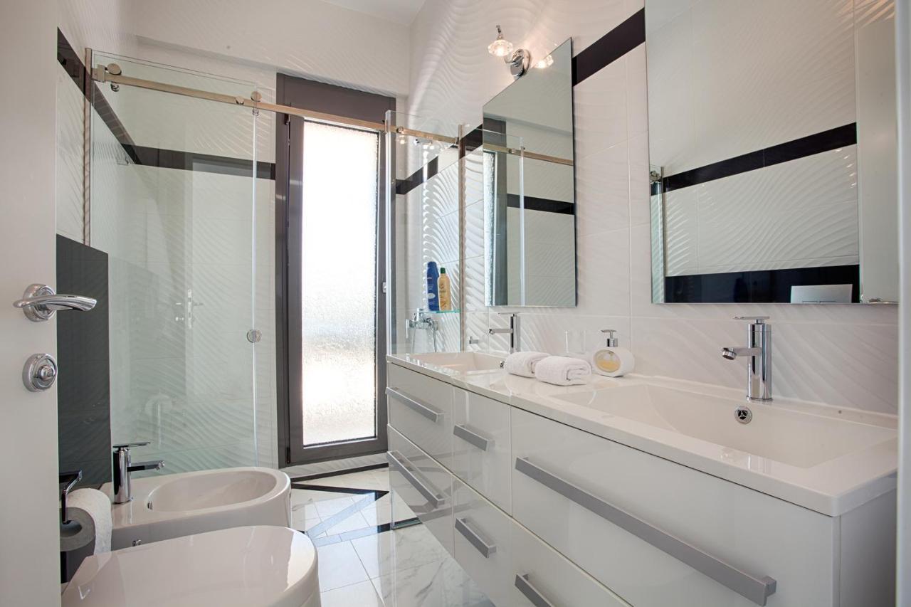 Villa White Pearl Sarti Luaran gambar